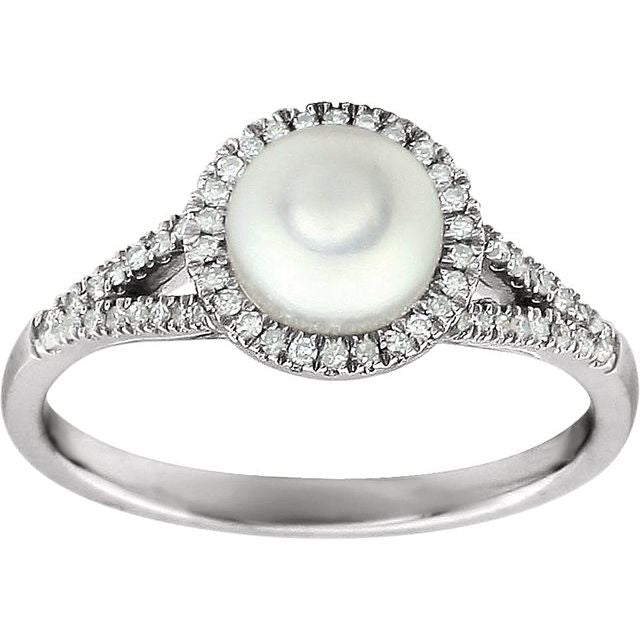 14k-white-cultured-white-freshwater-pearl-&-1/6-ctw-natural-diamond-ring