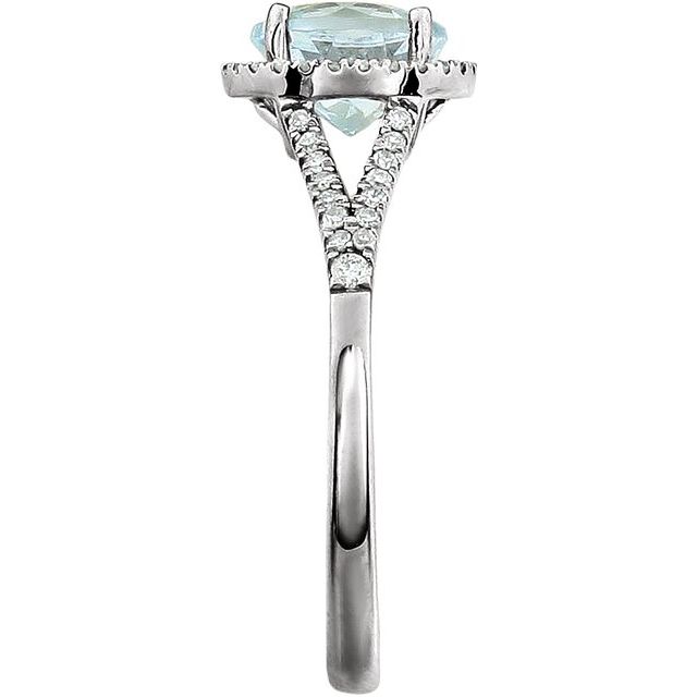 14k-white-natural-aquamarine-&-1/6-ctw-natural-diamond-ring