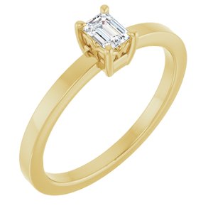 1/6 ct Diamond Claw-Prong Solitaire Ring