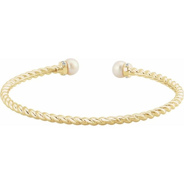 14k-yellow-cultured-white-freshwater-pearl-&-1/10-ctw-natural-diamond-cuff-7"-bracelet