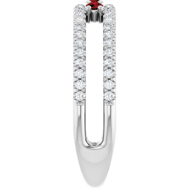 14k-white-natural-mozambique-garnet-&-1/4-ctw-natural-diamond-ring