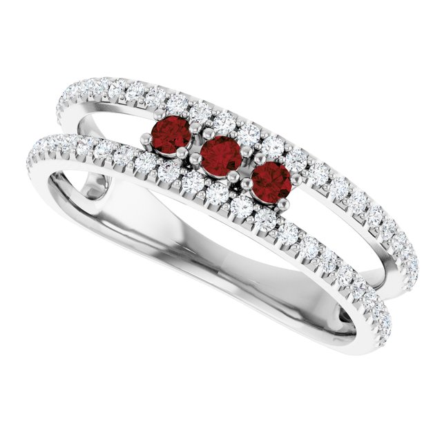 14k-white-natural-mozambique-garnet-&-1/4-ctw-natural-diamond-ring