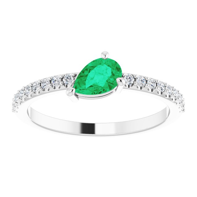 14k-white-lab-grown-emerald-&-1/6-ctw-natural-diamond-ring