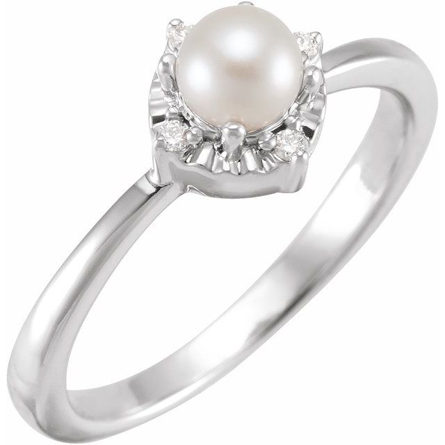 sterling-silver-cultured-white-freshwater-pearl-4.5-mm