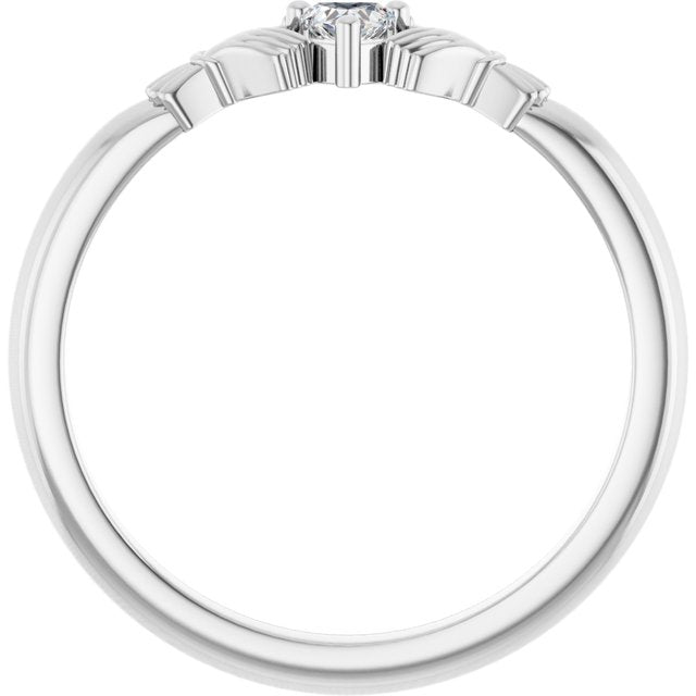 14k-white-stuller-lab-grown-moissanite™--claddagh-ring