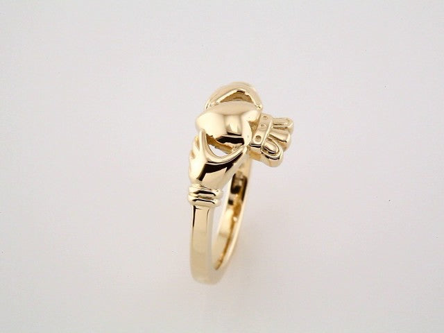 14k-yellow-claddagh-ring