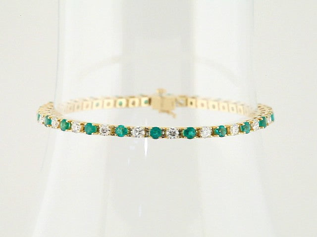 14k-yellow-natural-emerald-&-2-1/3-ctw-natural-diamond-line-7"-bracelet